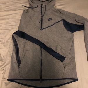 Nike tech fleece